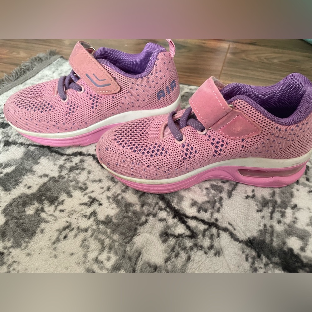 Little girl sneakers
